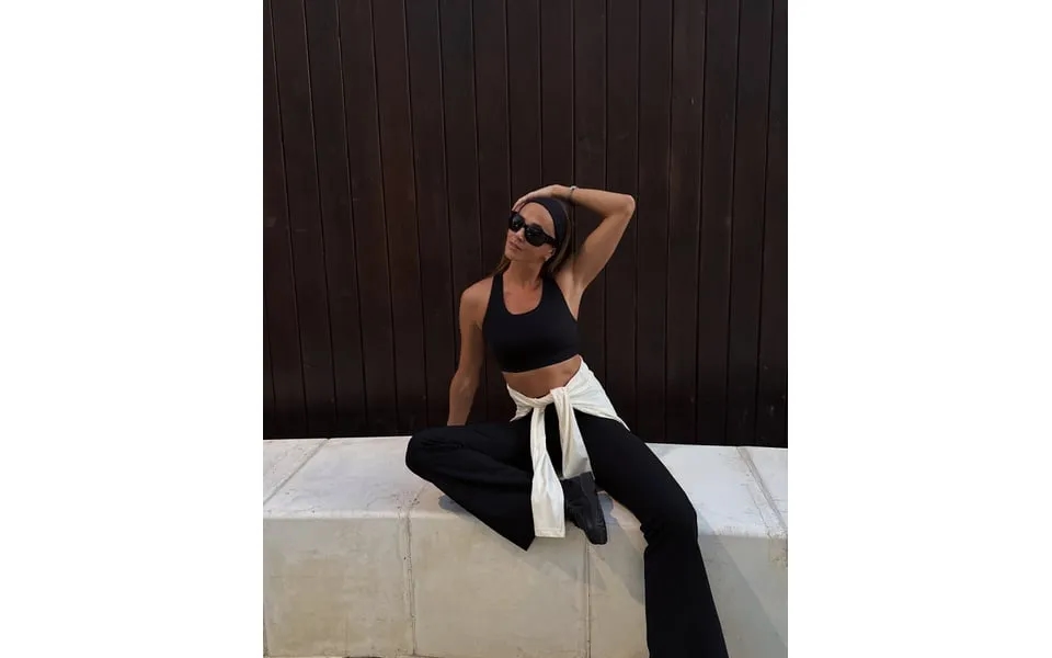 Studio Premium Rib Sports Bra