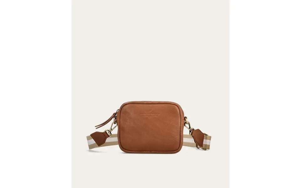 Baby Betty - Chestnut