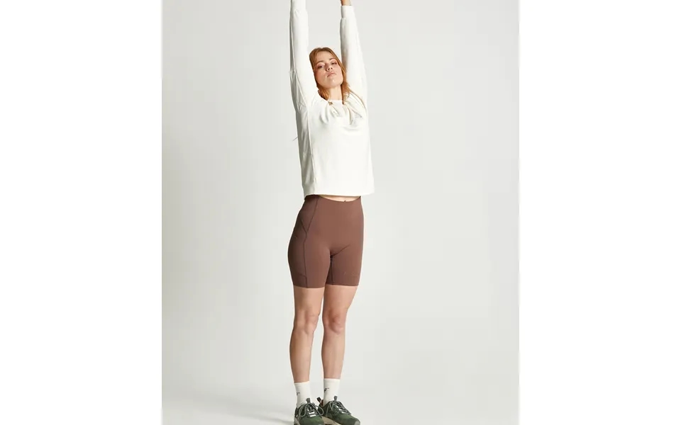 Ladies Outdoor Warm Up Shorts - Wild Fig