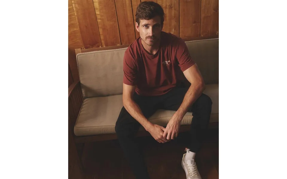 Mens Versatile Outdoor Tee - Redwood