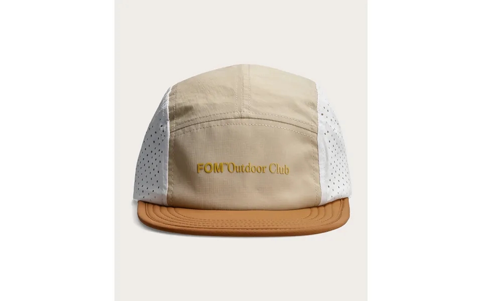 Outdoor Club Adventure Cap - Camel