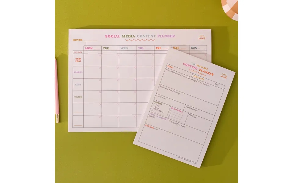 Ultimate Social Media Planning Kit Colourful