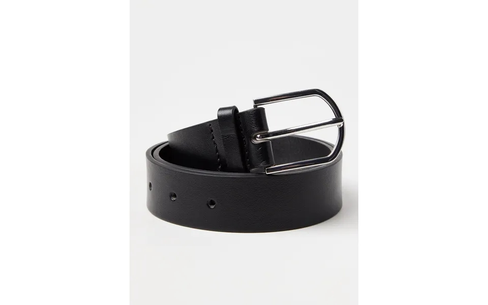 Belt With Metal Buckle