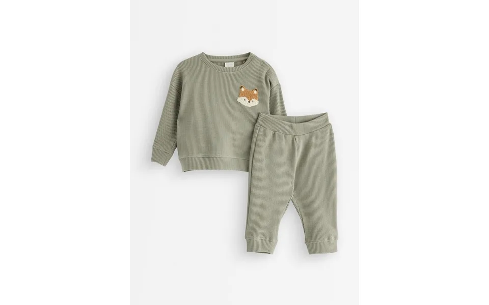 Set - Jumper And Joggers