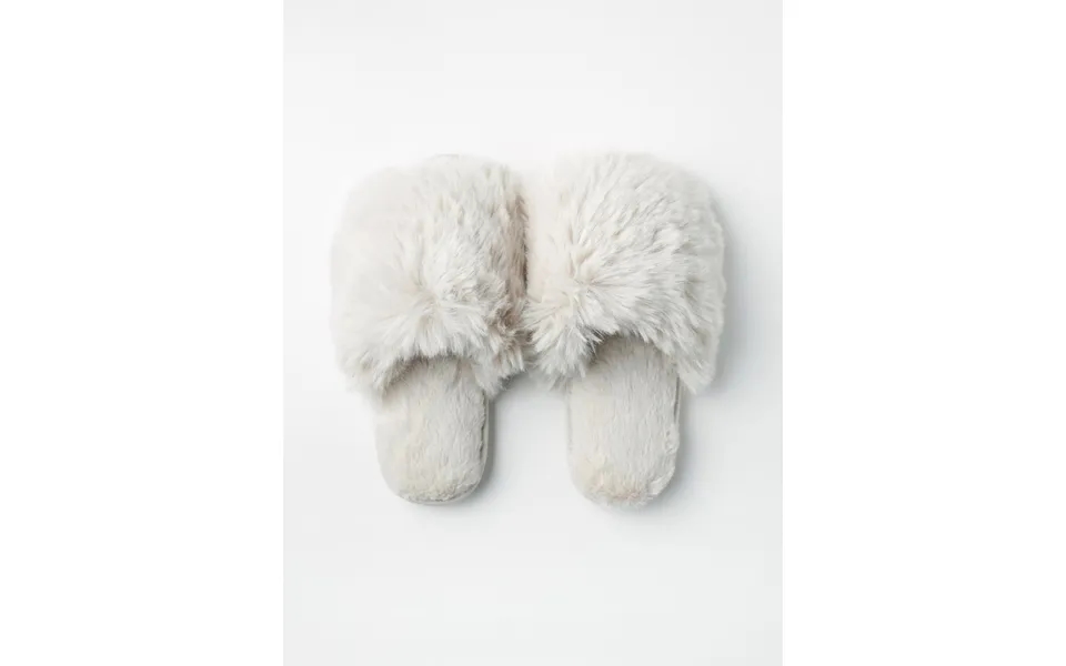 Slippers In Faux Fur