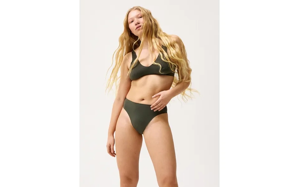 The Freedom High Cut Briefs Closely