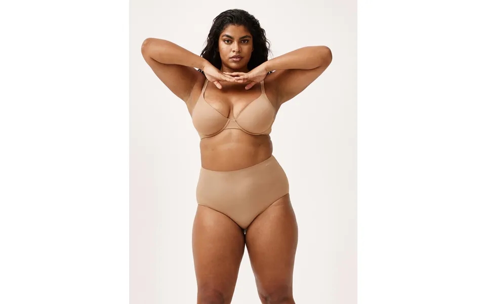 The Smooth Wire Bra Closely