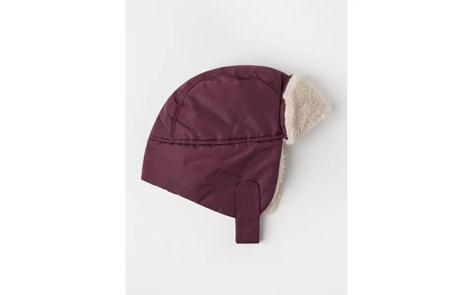 Water Repellent Hat With Pile Lining