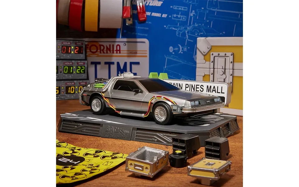 24 Days Back To The Future Model Advent Calendar