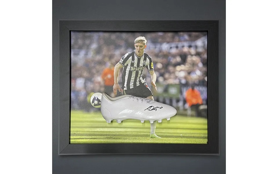 Anthony Gordon Signed Boot - Framed