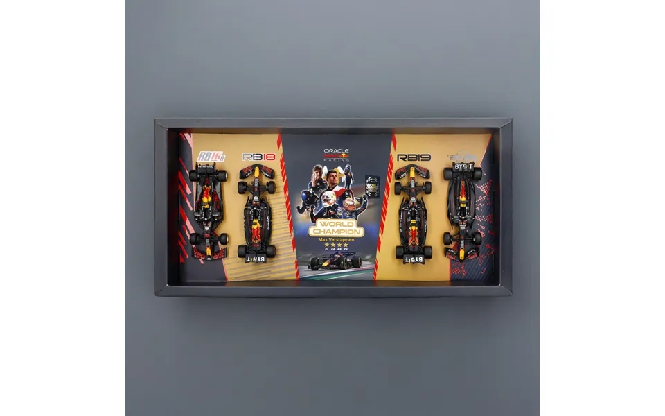 Bburago F1 Red Bull Racing Max Verstappen Champion Model Set