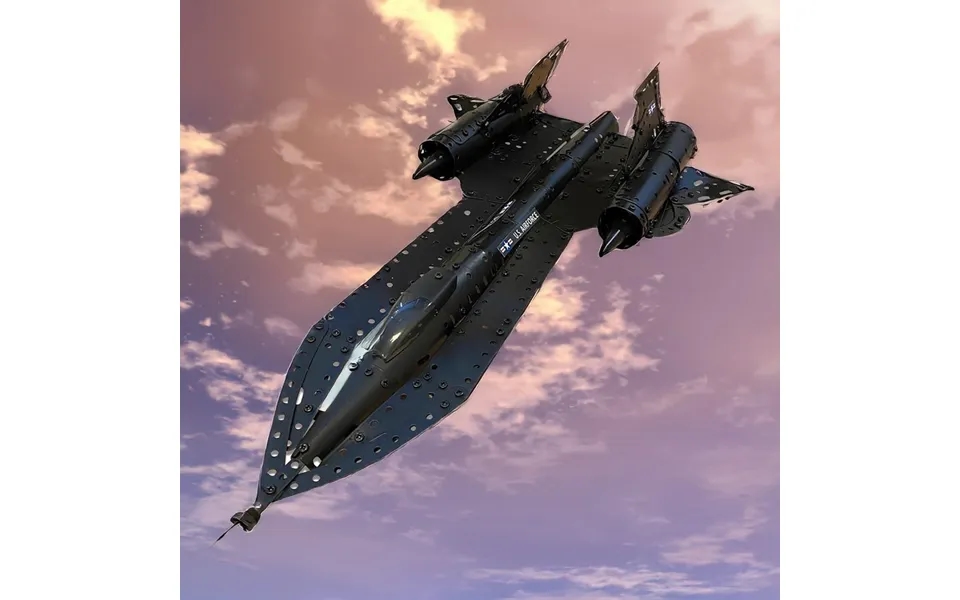 Blackbird Mach 3 Spy Plane Metal Set