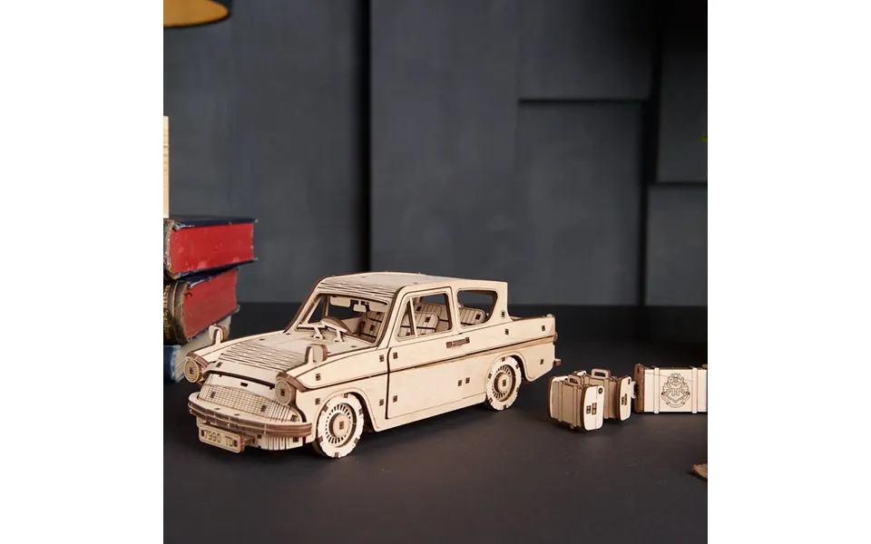 Harry Potter Flying Ford Anglia Wooden Construction Kit