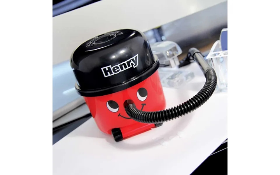 Henry Desk Vacuum