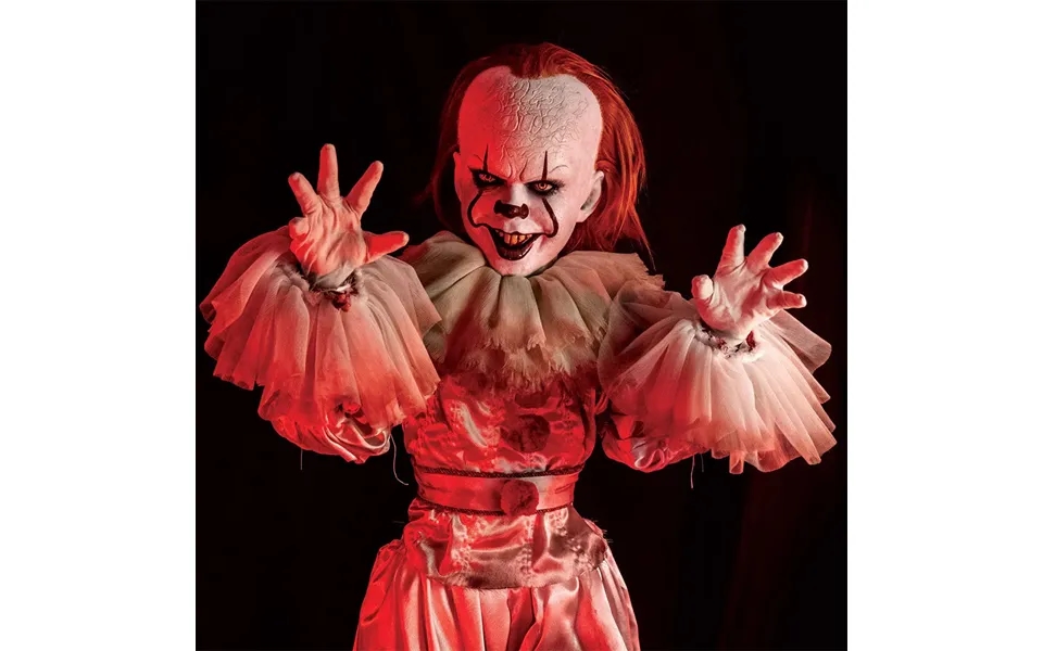 It Pennywise 50 Premium Scale Doll