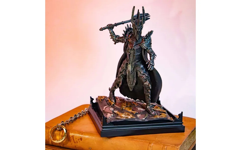 Lord Of The Rings Sauron Collectible Diorama