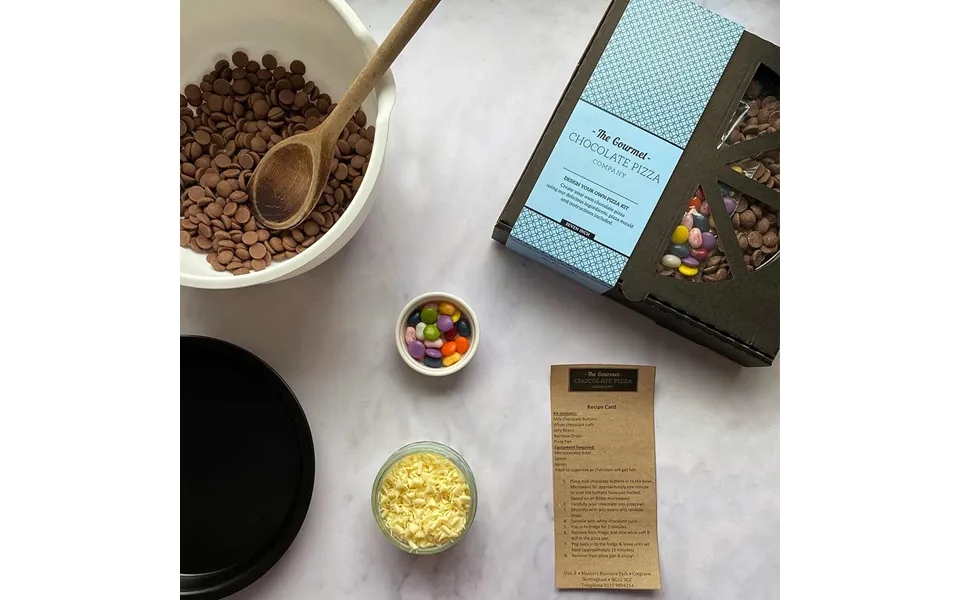 Make Your Own Chocolate Pizza Kit