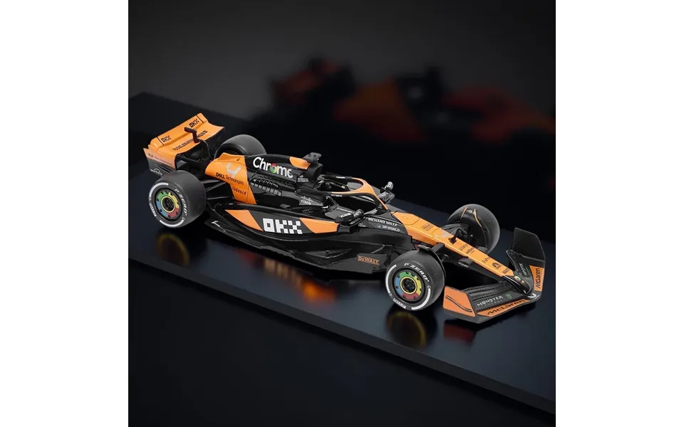 Mclaren F1 2024 1 18 Diecast Model