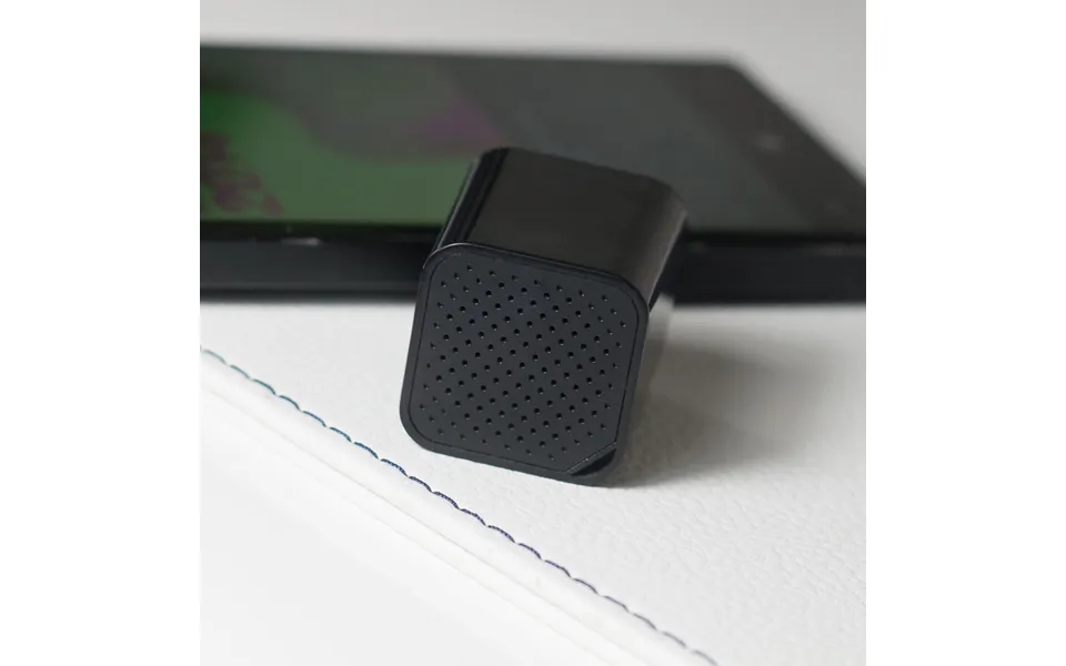 Mini Bluetooth Smartphone Speaker