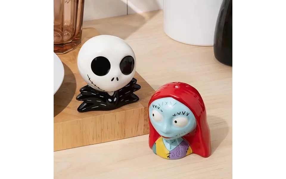 Nbc Salt And Pepper Shakers