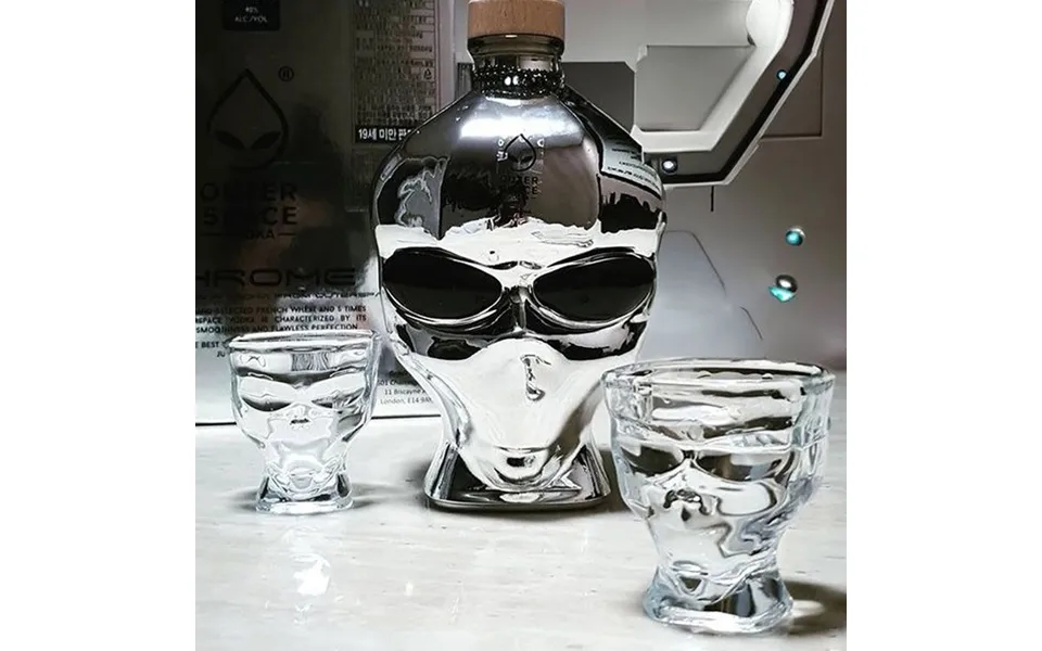Outer Space Vodka Chrome Gift Set