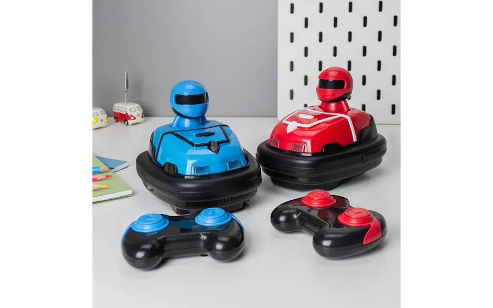 Red5 Remote Control Bumper Cars