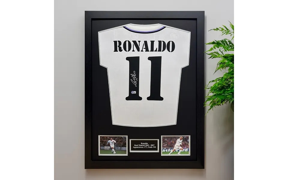 Ronaldo Nazario Signed Real Madrid Shirt - Framed