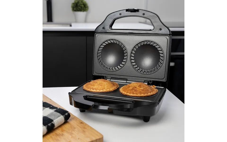 Treat Factory Pie Maker