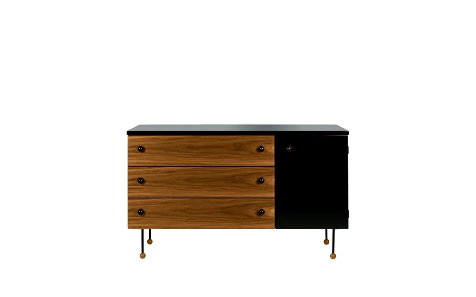 Gubi 62 Dresser American Walnut - 3 Drawers