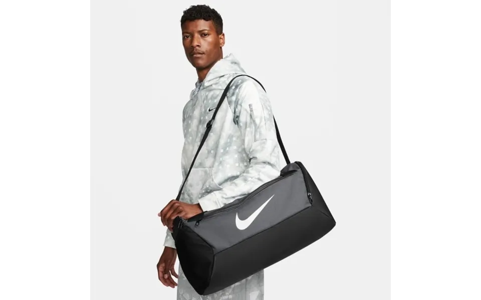 Nike Brasilia 9.5 Duffel Bag 41l - Grey Sports Bag For Training And Travel, Perfect For Active Lifestyles