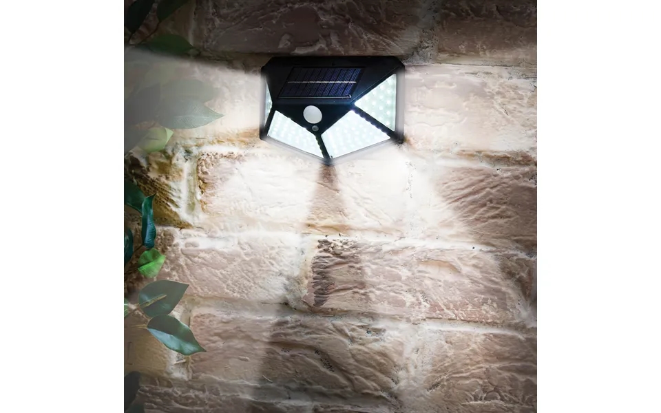 Bogof 100 Led Solar Light