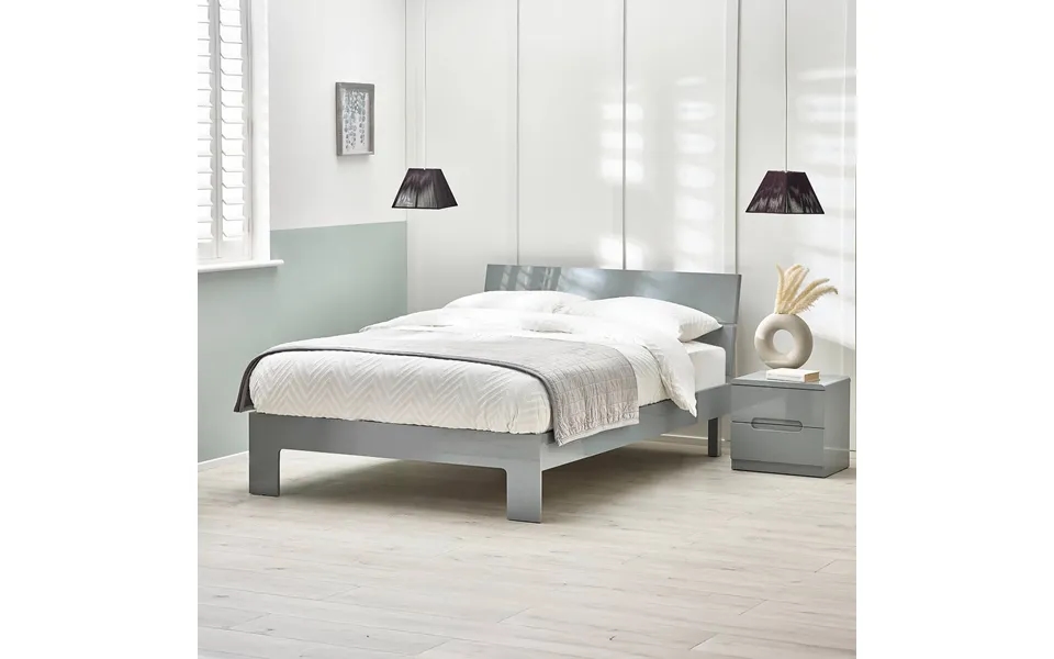 Brooklyn High Gloss Bed 150cm - Grey