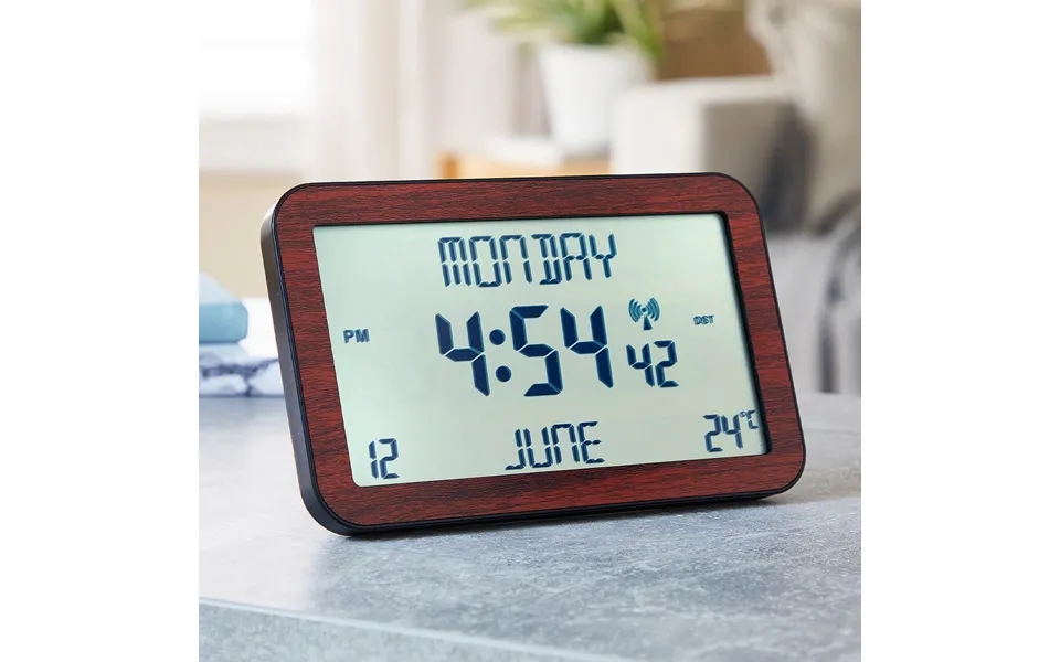 Giant Radio-controlled Clock