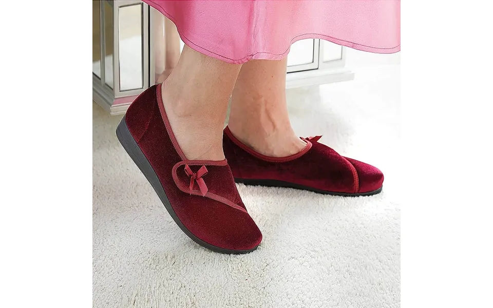 Ladies Touch Fasten Slippers Wine Uk Size 7