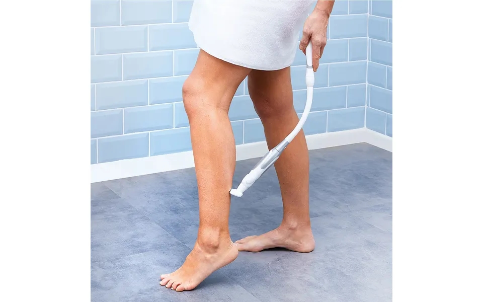 Long-reach Hair Remover H54.5 Xw9.5 Xd3.1cm