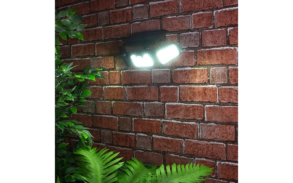 Solar Sensor Wall Lamp 74 Led