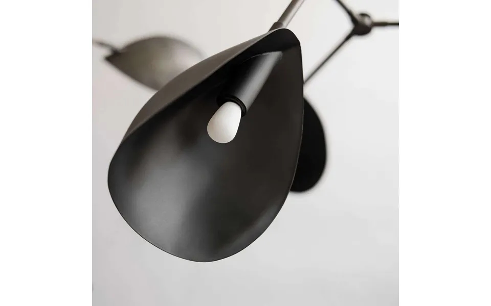 Stingray Chandelier Bronze 101 Copenhagen - Dining Room