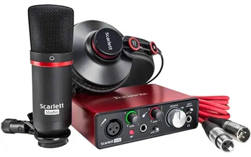 Focusrite Scarlett Solo Studio 2nd Gen Studio Bundle Grade Good Used