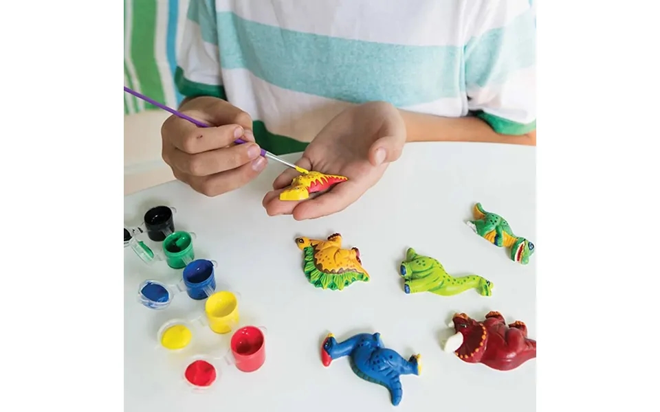 Mould & Paint Dinosaur Kit
