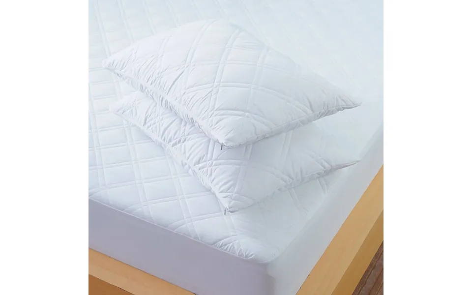 Quilted Pillow Protectors